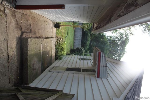 1287 E Mount Morris Road, Mount Morris, MI 48458