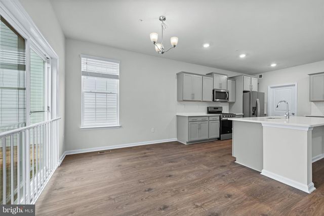 1204 OTTER POINT CT, Middle River, MD 21220