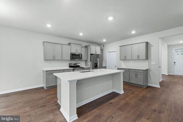 1204 OTTER POINT CT, Middle River, MD 21220