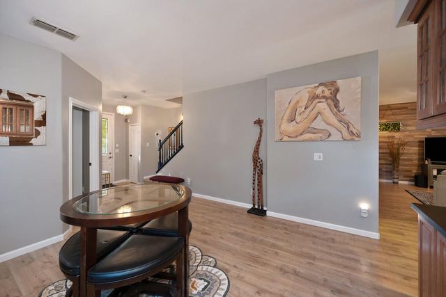 3661 24th St, Sacramento, CA 95818