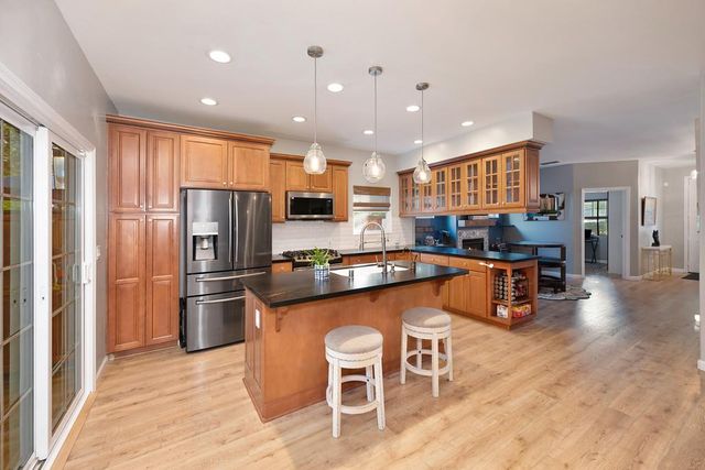 3661 24th St, Sacramento, CA 95818