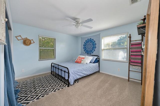 3661 24th St, Sacramento, CA 95818