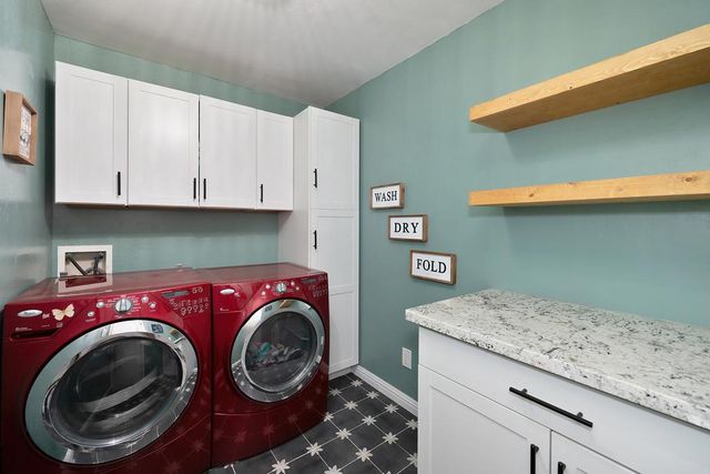 3661 24th St, Sacramento, CA 95818