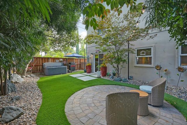 3661 24th St, Sacramento, CA 95818