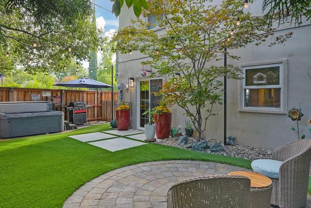 3661 24th St, Sacramento, CA 95818