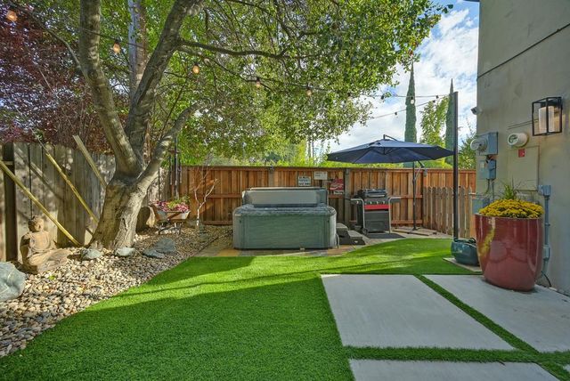 3661 24th St, Sacramento, CA 95818