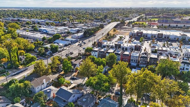 3661 24th St, Sacramento, CA 95818