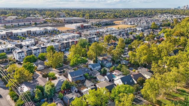 3661 24th St, Sacramento, CA 95818