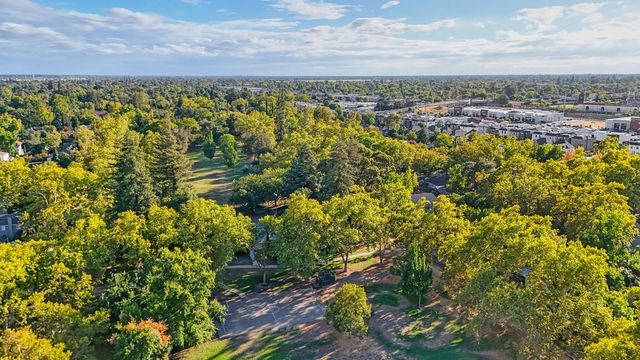 3661 24th St, Sacramento, CA 95818