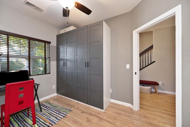 3661 24th St, Sacramento, CA 95818