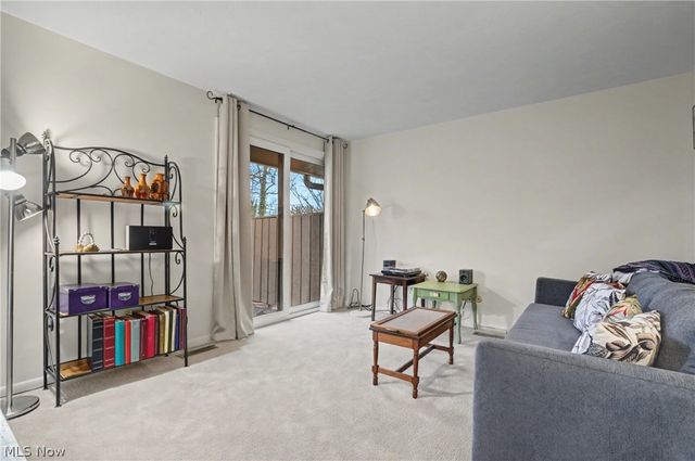 716-7 Claridge Lane, Aurora, OH 44202