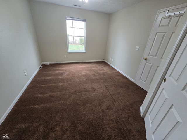 654 Shortleaf Drive, Avon, IN 46123