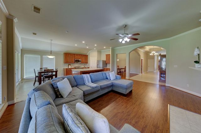 13506 White Cloud Court, Pearland, TX 77584