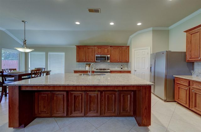 13506 White Cloud Court, Pearland, TX 77584