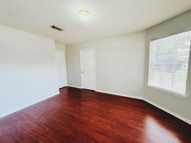 2471 Brandy Mill Rd, Houston, TX 77067