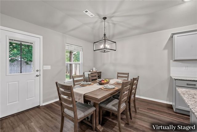 2941 W Emil Drive, Fayetteville, AR 72704
