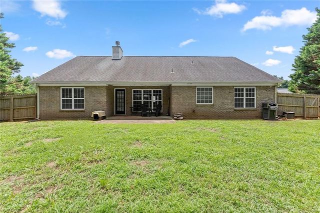 198 Blue Grass Drive, Jefferson, GA 30549