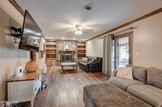 4511 Hickory Lane, Joplin, MO 64804