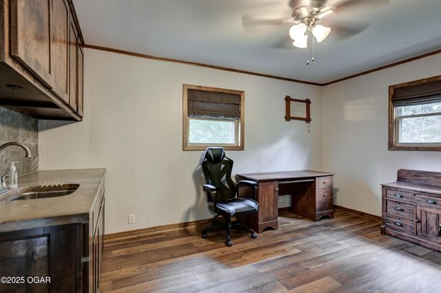 4511 Hickory Lane, Joplin, MO 64804