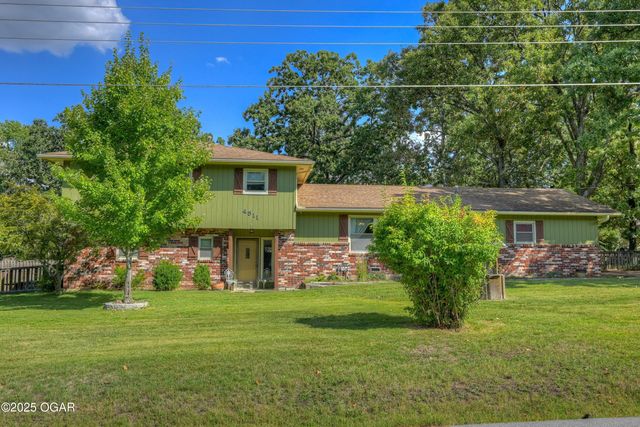 4511 Hickory Lane, Joplin, MO 64804