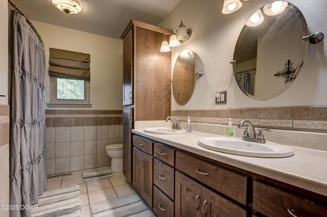 4511 Hickory Lane, Joplin, MO 64804