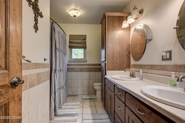 4511 Hickory Lane, Joplin, MO 64804