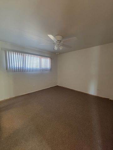 9225 S Cregier Avenue S 2, Chicago, IL 60617