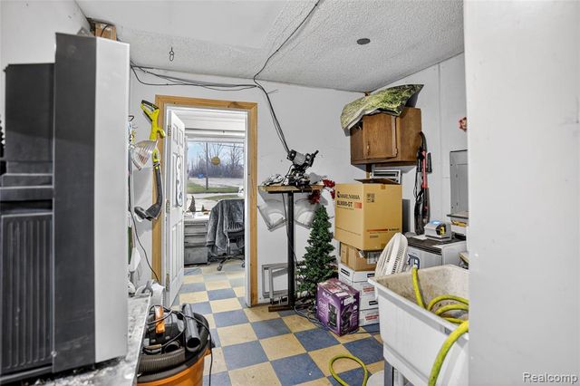 4057 Commerce Drive, Flushing, MI 48433