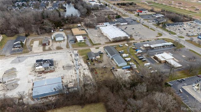 4057 Commerce Drive, Flushing, MI 48433