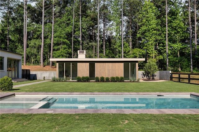 3 Sardis Trail, Chattahoochee Hills, GA 30268