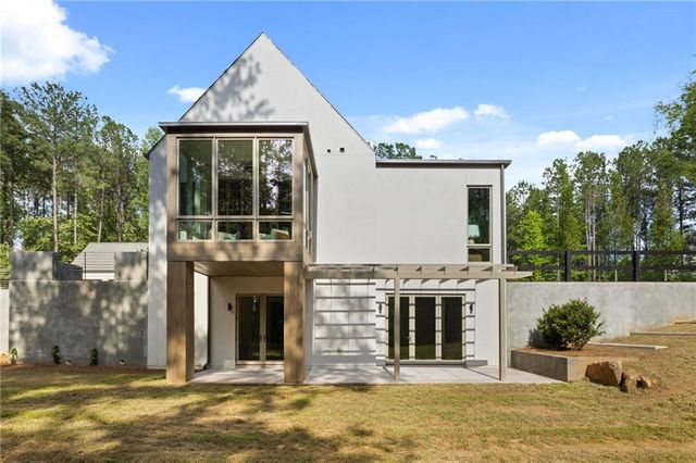 3 Sardis Trail, Chattahoochee Hills, GA 30268
