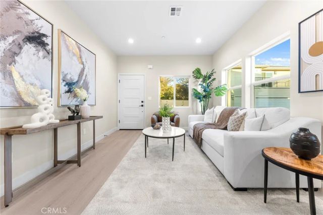 650 W Grand Avenue, Pomona, CA 91766