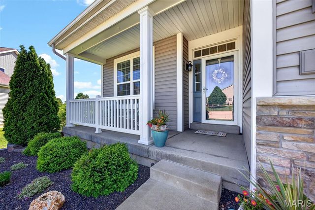 56 Fountain Valley Court, St Peters, MO 63376