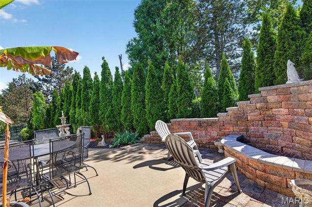 56 Fountain Valley Court, St Peters, MO 63376