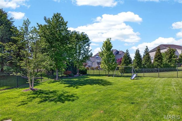 56 Fountain Valley Court, St Peters, MO 63376