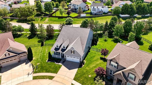 56 Fountain Valley Court, St Peters, MO 63376