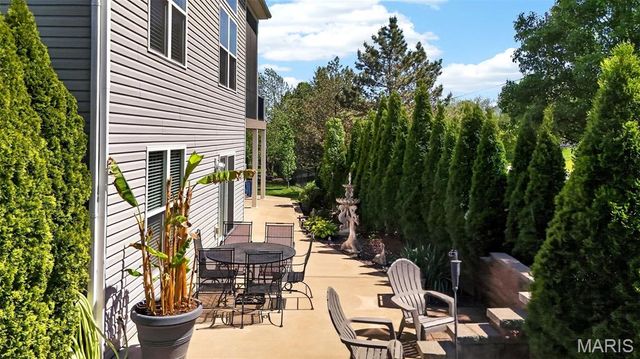 56 Fountain Valley Court, St Peters, MO 63376