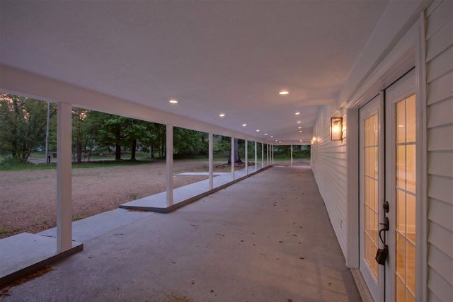 6947 Brown Road, Parma, MI 49269