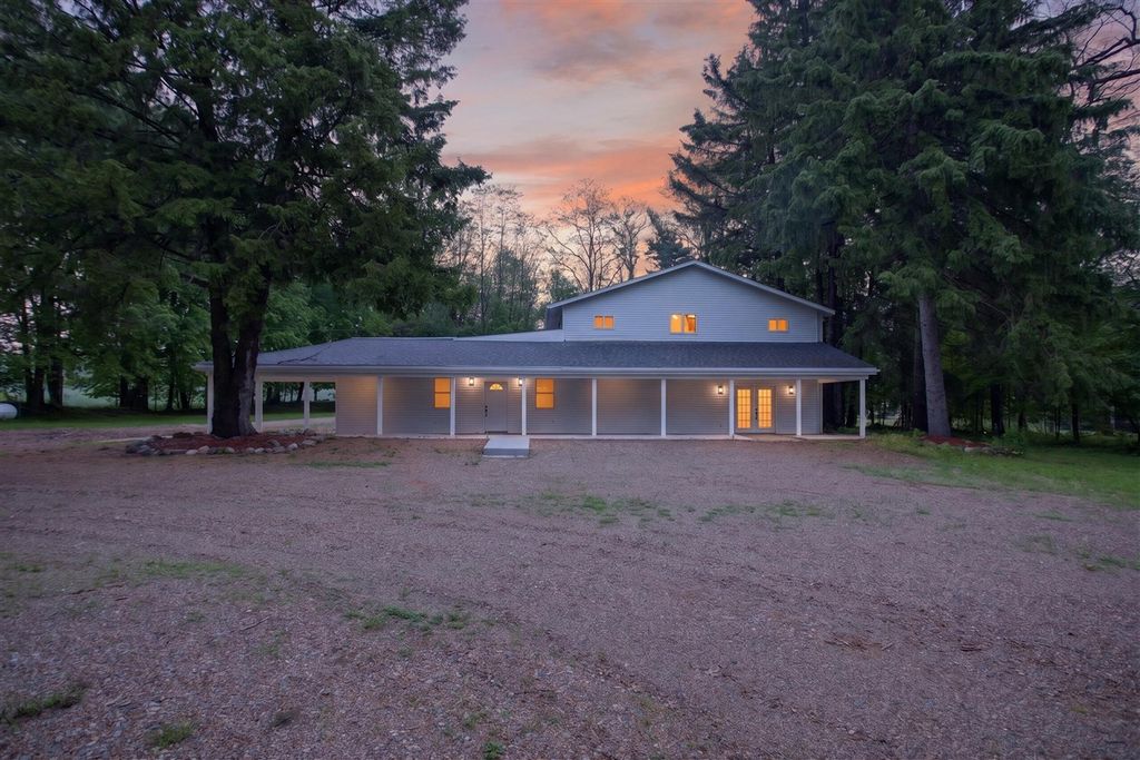 6947 Brown Road, Parma, MI 49269