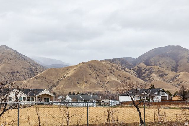 435 E 1000 N, Mapleton, UT 84664