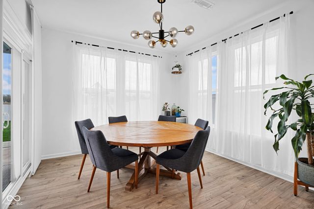 2913 Creekridge Court, Columbus, IN 47201