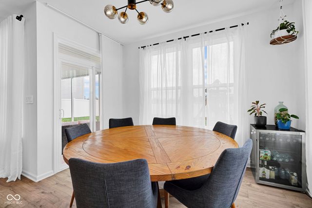 2913 Creekridge Court, Columbus, IN 47201