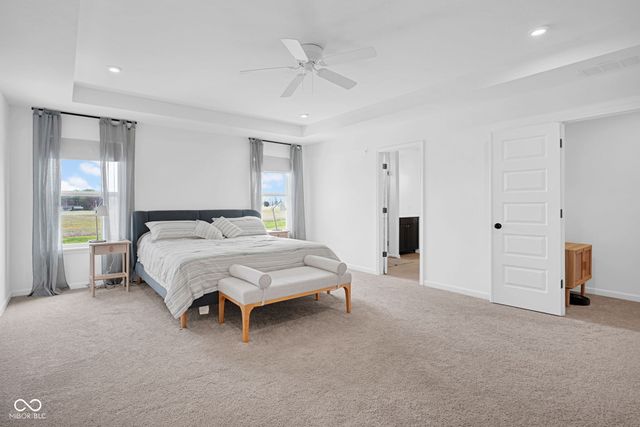 2913 Creekridge Court, Columbus, IN 47201