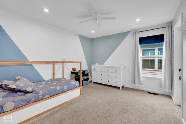 2913 Creekridge Court, Columbus, IN 47201