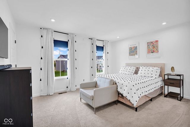 2913 Creekridge Court, Columbus, IN 47201