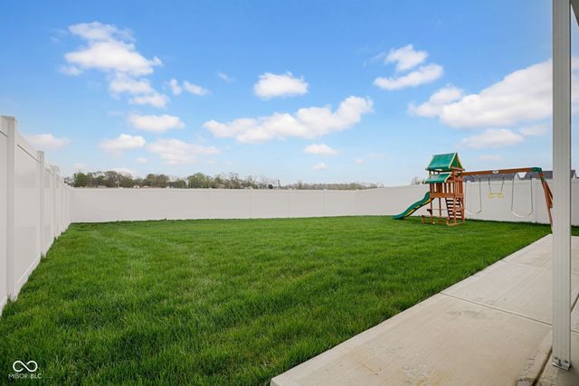 2913 Creekridge Court, Columbus, IN 47201