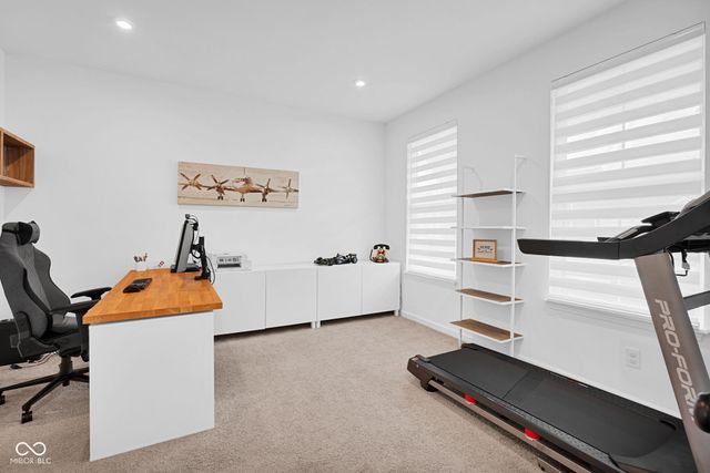 2913 Creekridge Court, Columbus, IN 47201