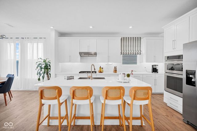 2913 Creekridge Court, Columbus, IN 47201