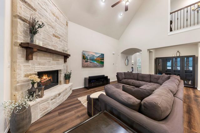 111 Haileys Run, Montgomery, TX 77316