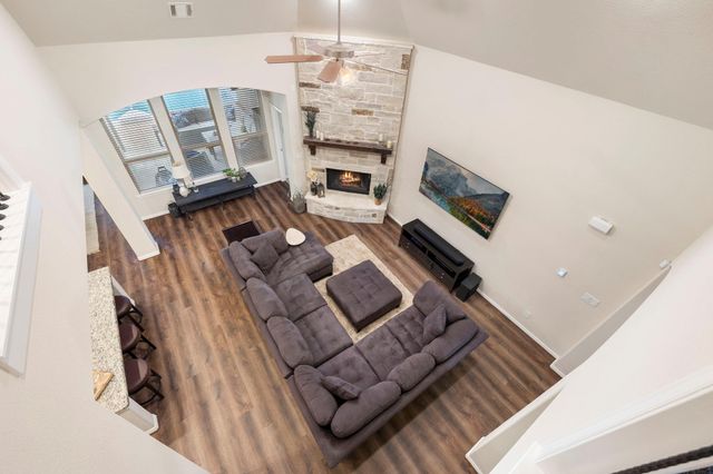 111 Haileys Run, Montgomery, TX 77316